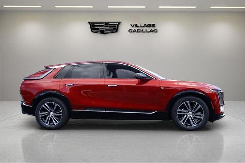 2025 Cadillac LYRIQ Luxury