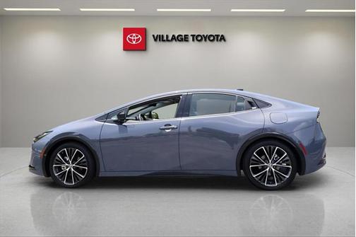 2024 Toyota Prius XLE