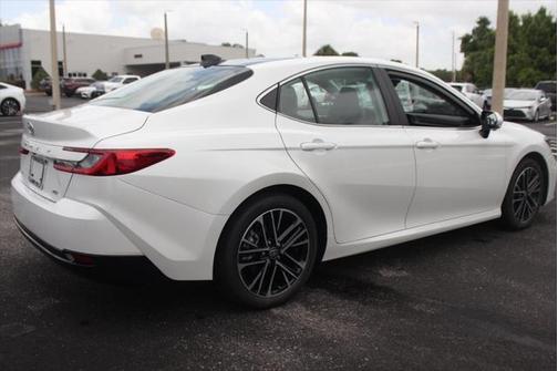 2025 Toyota Camry XLE