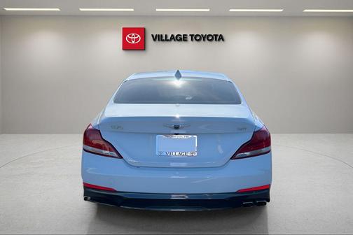 2020 Genesis G70 2.0T RWD