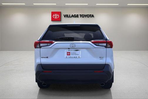 Wind Chill Pearl 2024 Toyota RAV4 XLE Premium