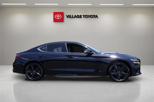 2023 Genesis G70 2.0T AWD