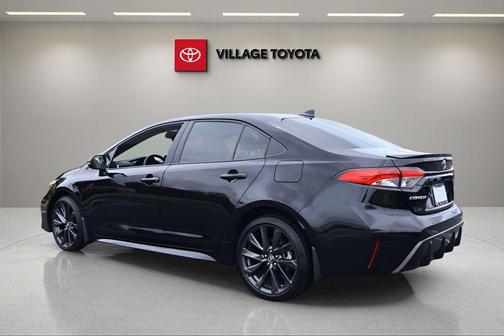 Midnight Black Metallic 2025 Toyota Corolla SE