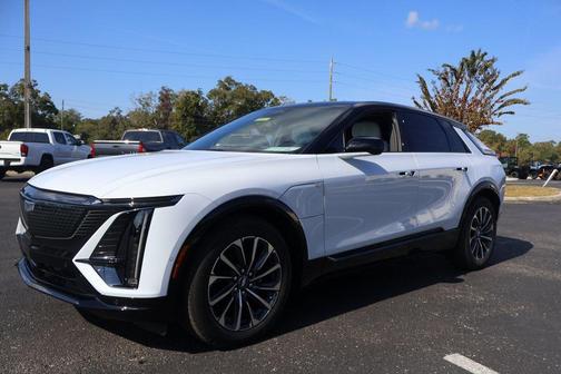 2026 Cadillac LYRIQ Sport