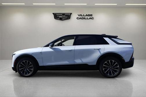 2026 Cadillac LYRIQ Sport