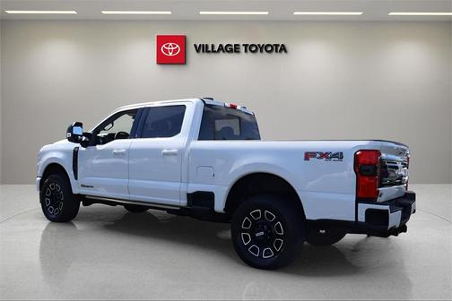 2025 Ford F-250 Platinum