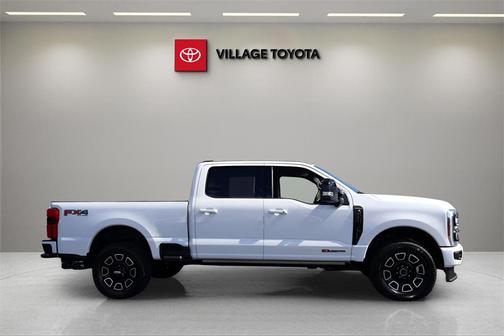 2025 Ford F-250 Platinum