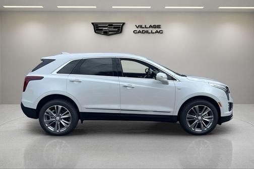 Crystal White Tricoat 2026 Cadillac XT5 Premium Luxury