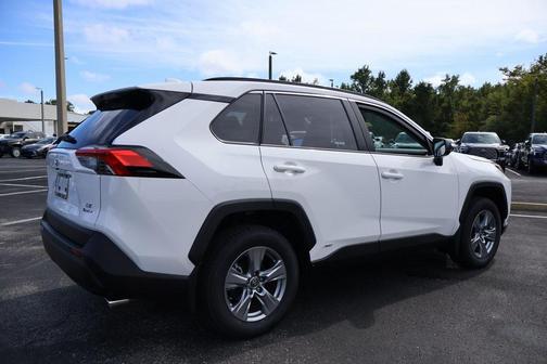 2025 Toyota RAV4 Hybrid SE