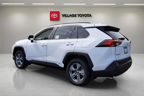 2025 Toyota RAV4 Hybrid SE
