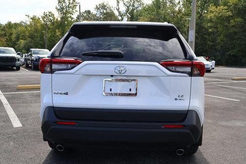 2025 Toyota RAV4 Hybrid SE