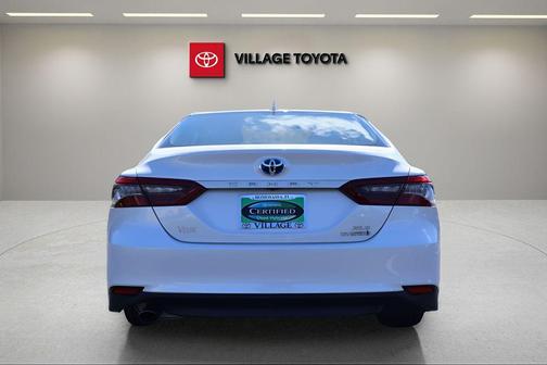 2024 Toyota Camry Hybrid XLE