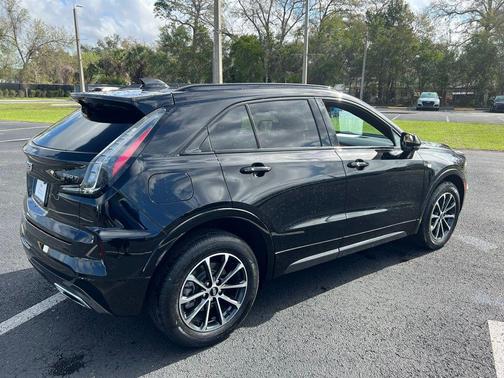 2024 Cadillac XT4 Sport