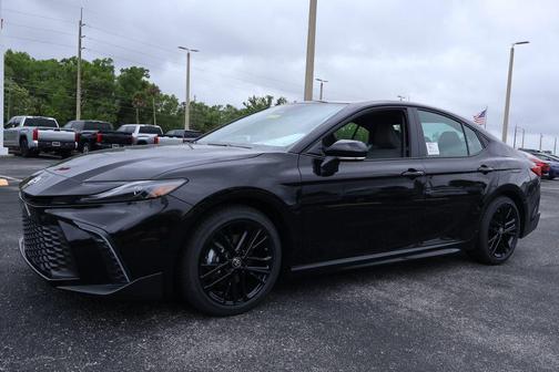 Midnight Black Metallic 2026 Toyota Camry SE