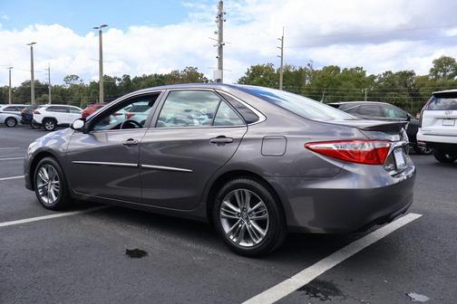 2017 Toyota Camry SE