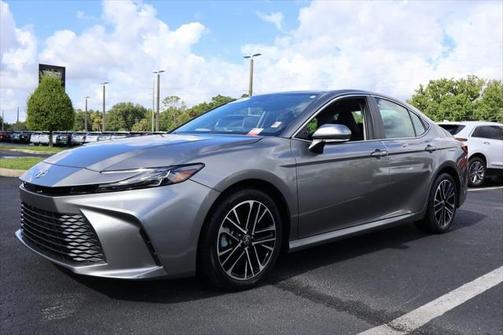 2025 Toyota Camry XLE