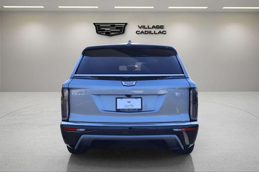 Argent Silver Metallic 2026 Cadillac VISTIQ Premium Luxury