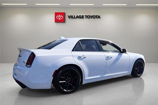 2023 Chrysler 300 C