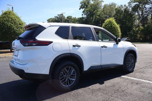 Glacier White 2025 Nissan Rogue S
