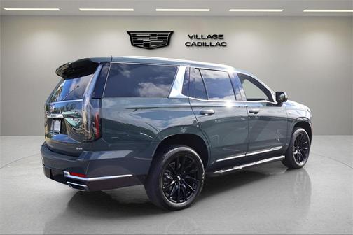 2025 Cadillac Escalade Luxury