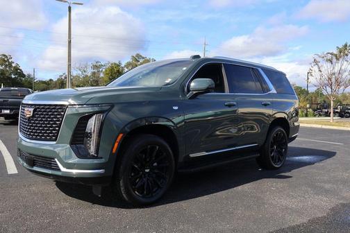 2025 Cadillac Escalade Luxury