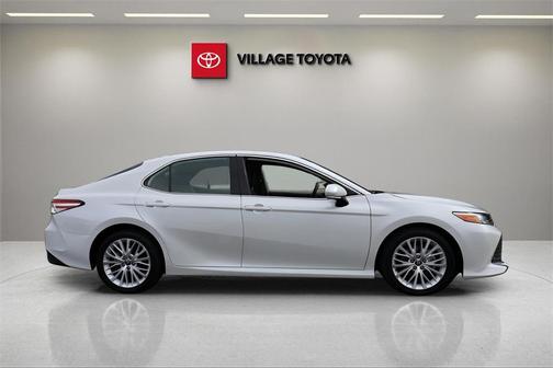 2020 Toyota Camry XLE