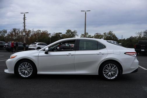 2020 Toyota Camry XLE