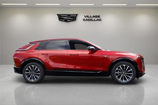 2025 Cadillac LYRIQ Sport
