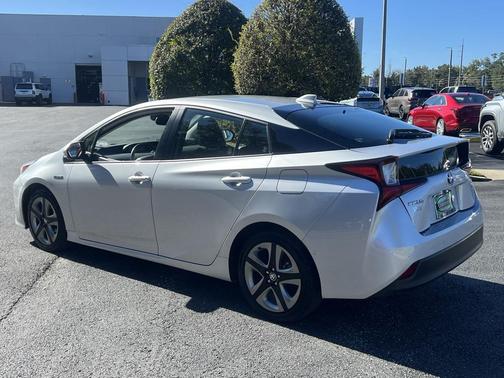 2022 Toyota Prius L