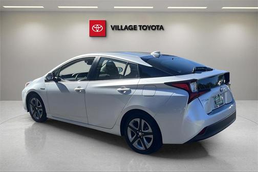 2022 Toyota Prius L