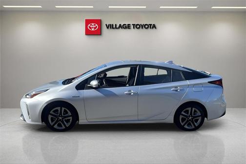 2022 Toyota Prius L