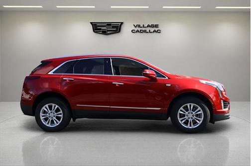 2025 Cadillac XT5 Luxury