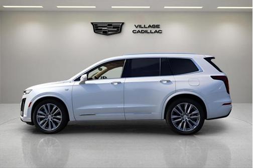 2025 Cadillac XT6 Premium Luxury FWD