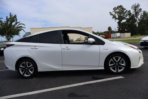 2016 Toyota Prius Four