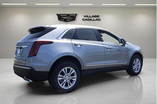 2025 Cadillac XT5 Luxury