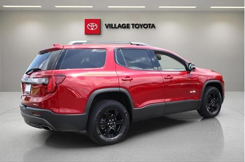 2021 GMC Acadia AWD AT4