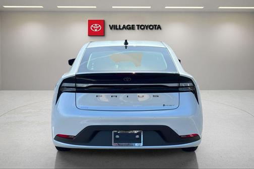Pearl 2026 Toyota Prius Plug-In Hybrid SE