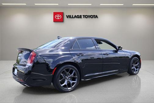 Gloss Black 2021 Chrysler 300 S