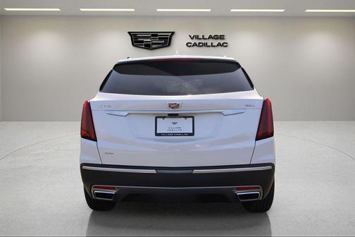 Crystal White Tricoat 2026 Cadillac XT5 Premium Luxury