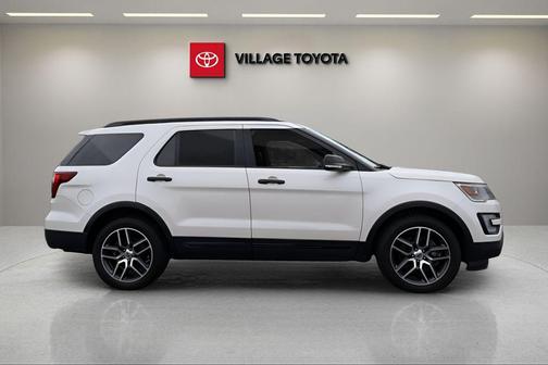 2017 Ford Explorer sport