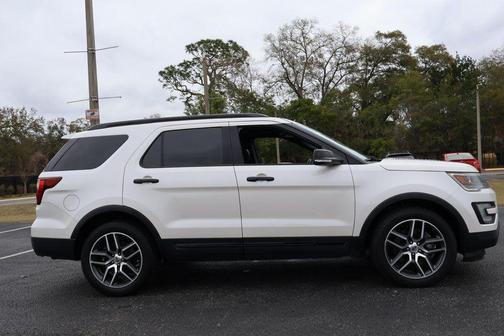 2017 Ford Explorer sport