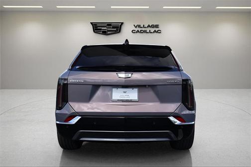 2025 Cadillac OPTIQ Luxury 2 AWD