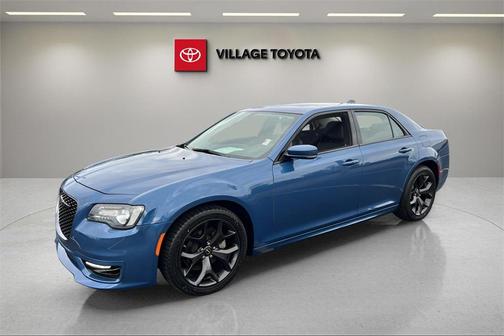 2023 Chrysler 300 Touring