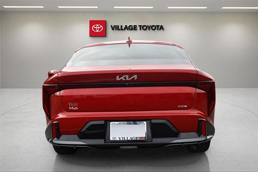 2025 Kia K4 GT-Line Turbo