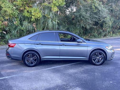 2022 Volkswagen Jetta 1.5T SE