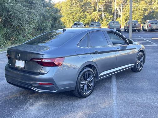 2022 Volkswagen Jetta 1.5T SE