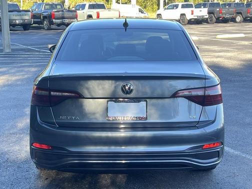 2022 Volkswagen Jetta 1.5T SE