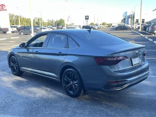 2022 Volkswagen Jetta 1.5T SE