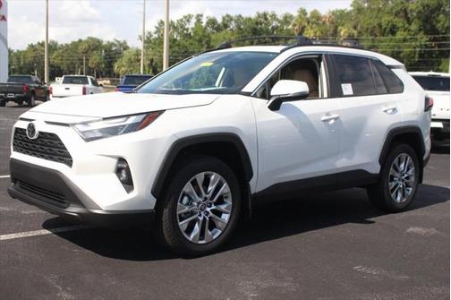 2025 Toyota RAV4 XLE Premium