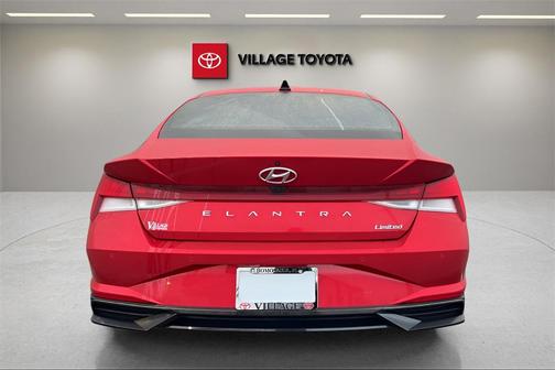 2022 Hyundai ELANTRA Limited